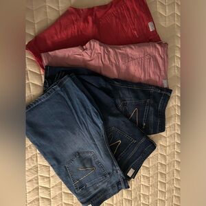Women’s “Seven7” jean shorts 5 pair BUNDLE, size 16.
